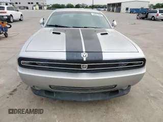 2010 Dodge Challenger SRT-8 with VIN 2B3CJ7DW4AH161290, listed as a Copart auction lot 53577565 with 41,803 mi miles and Salvage title. Bid and sale history available at DreamBid. Image 5.