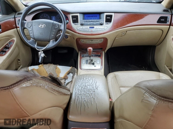 2013 Hyundai Genesis 3.8L с VIN KMHGC4DD2DU220891, выставлен на аукционе Copart как лот 52946075 с пробегом 153 847 миль миль и Чистый • Clean title. История ставок и продаж доступна на DreamBid. Изображение 8.
