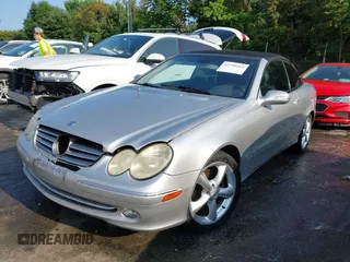 2005 Mercedes-Benz CLK 320 z VIN WDBTK65J85F150968, wystawiony jako IAAI lot #42390264 z przebiegiem 151 325 mil mil oraz . Historia ofert i sprzedaży dostępna na DreamBid. Obrazek 17.
