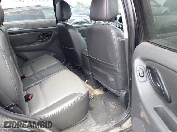 2004 Ford Escape XLT с VIN 1FMCU93154DA14738, выставлен на аукционе IAAI как лот 42531896 с пробегом 166 286 миль миль и . История ставок и продаж доступна на DreamBid. Изображение 8.