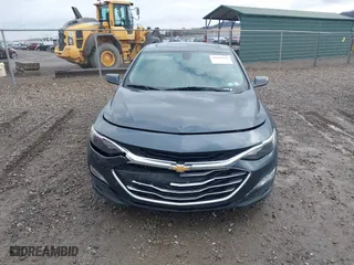 2019 Chevrolet Malibu LT with VIN 1G1ZD5ST4KF143378, listed as a IAAI auction lot 41805693 with 101,130 mi miles. Bid and sale history available at carsss.com. Image 12.