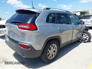 2016 Jeep Cherokee Latitude with VIN 1C4PJMCS1GW300511, listed as a IAAI auction lot 42530739 with 83,097 mi miles and . Bid and sale history available at DreamBid. Image 4.