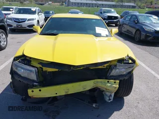 2015 Chevrolet Camaro LS z VIN 2G1FB1E36F9249133, wystawiony jako IAAI lot #42026600 z przebiegiem 63 300 mil mil oraz . Historia ofert i sprzedaży dostępna na DreamBid. Obrazek 13.