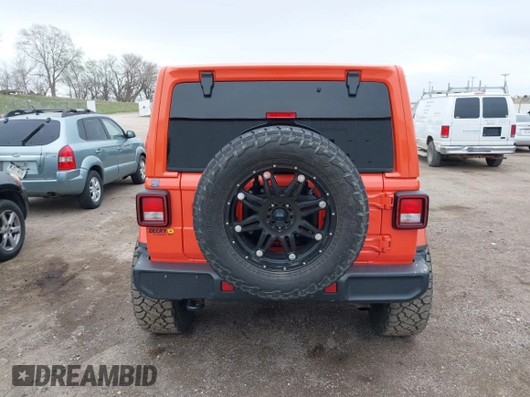 2020 Jeep Wrangler Unlimited Sahara with VIN 1C4HJXENXLW231194, listed as a IAAI auction lot 42083147 with 34,166 mi miles. Bid and sale history available at carsss.com. Image 17.