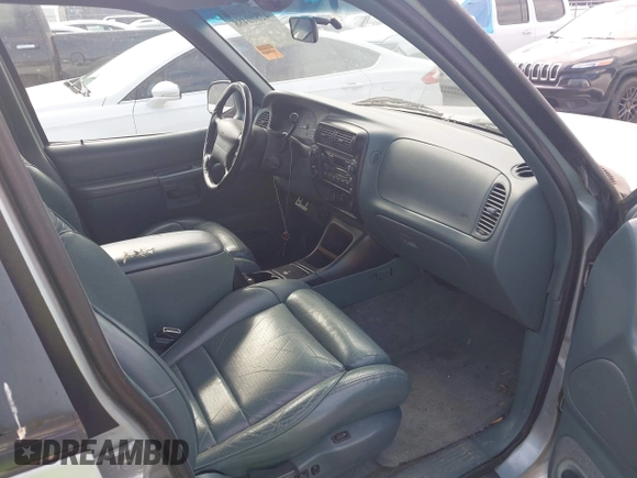 1996 Ford Explorer XL с VIN 1FMDU34X9TZA53905, выставлен на аукционе IAAI как лот 42800488 с пробегом 248 315 миль миль и . История ставок и продаж доступна на DreamBid. Изображение 5.
