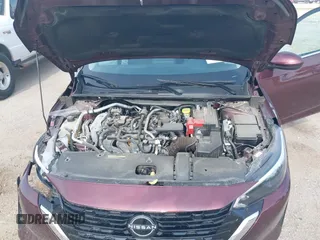 2024 Nissan Sentra SV with VIN 3N1AB8CV5RY272781, listed as a IAAI auction lot 42531441 with 18,971 mi miles and . Bid and sale history available at DreamBid. Image 10.