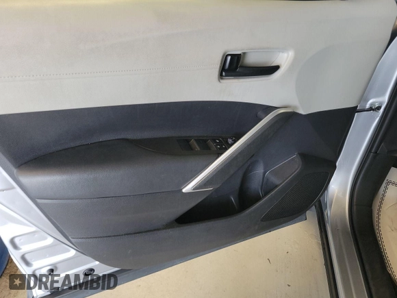 2022 Toyota Corolla Cross L with VIN 7MUAAABG3NV017192, listed as a IAAI auction lot 42841647 with 88,390 mi miles and . Bid and sale history available at DreamBid. Image 7.