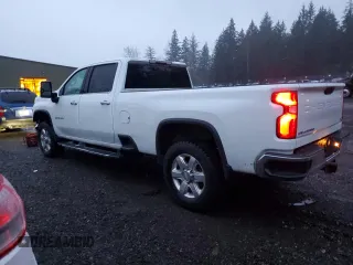 2020 Chevrolet Silverado 3500HD LTZ with VIN 1GC4YUEY0LF201236, listed as a Copart auction lot 83743124 with 116,590 mi miles and Salvage Title. Bid and sale history available at DreamBid. Image 2.