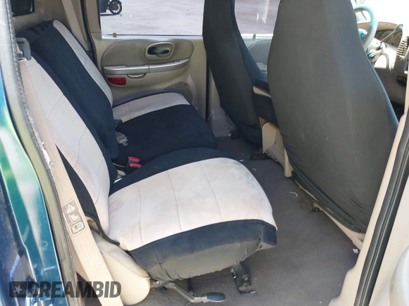 2001 Ford F-150 XLT with VIN 1FTRW07W01KE90204, listed as a IAAI auction lot 42289853 with Not provided miles and . Bid and sale history available at DreamBid. Image 8.
