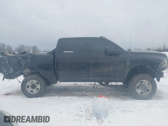 2014 Ram 2500 Laramie with VIN 3C6UR5FL7EG207923, listed as a IAAI auction lot 41341666 with 241,587 mi miles. Bid and sale history available at carsss.com. Image 14.