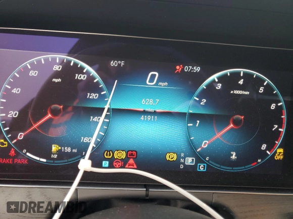 2022 Mercedes-Benz E-Class E 350 with VIN W1KZF8DB8NB087213, listed as a Copart auction lot 86540814 with 41,911 mi miles and Salvage Title. Bid and sale history available at carsss.com. Image 9.