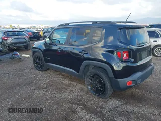 2017 Jeep Renegade Latitude with VIN ZACCJABB9HPE67907, listed as a IAAI auction lot 41425107 with 57,300 mi miles. Bid and sale history available at carsss.com. Image 3.