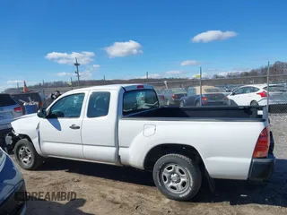 2013 Toyota Tacoma with VIN 5TFTX4CN4DX032986, listed as a IAAI auction lot 41646836 with 145,775 mi miles and . Bid and sale history available at DreamBid. Image 14.