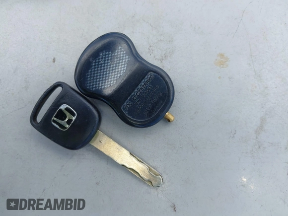 2005 Honda Element LX with VIN 5J6YH18385L012963, listed as a IAAI auction lot 42025122 with Not Provided miles and . Bid and sale history available at DreamBid. Image 11.