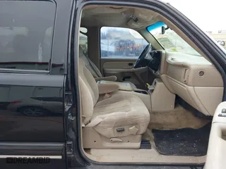2001 Chevrolet Tahoe LT with VIN 1GNEC13T91R165851, listed as a IAAI auction lot 41484165 with 279,544 mi miles. Bid and sale history available at carsss.com. Image 5.