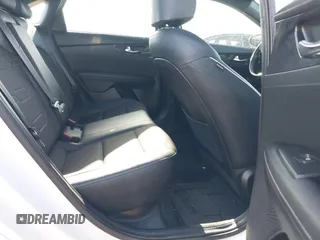 2021 Kia Forte GT-Line с VIN 3KPF34AD8ME387002, выставлен на аукционе IAAI как лот 41348684 с пробегом 60 942 миль миль и . История ставок и продаж доступна на DreamBid. Изображение 8.