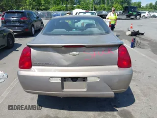 2006 Chevrolet Monte Carlo LT 3.5L z VIN 2G1WM15K969285822, wystawiony jako IAAI lot #42182300 z przebiegiem 237 749 mil mil oraz . Historia ofert i sprzedaży dostępna na DreamBid. Obrazek 17.