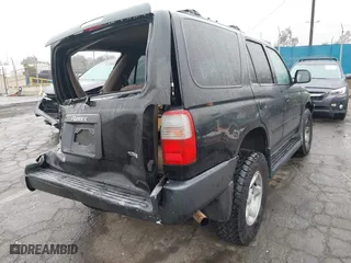1998 Toyota 4Runner with VIN JT3GM84R2W0034920, listed as a IAAI auction lot 41550366 with 208,407 mi miles. Bid and sale history available at carsss.com. Image 4.