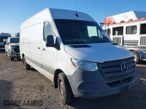 2021 Mercedes-Benz Sprinter Cargo with VIN W1Y4ECHY2MT064412, listed as a IAAI auction lot 41069328 with 88,526 mi miles and . Bid and sale history available at carsss.com. Image 1.