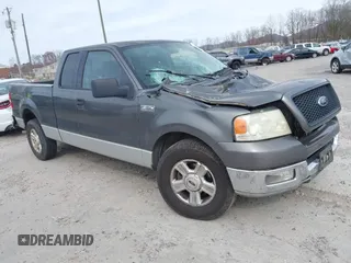 2004 Ford F-150 STX with VIN 1FTRX12W74NC33344, listed as a IAAI auction lot 41855164 with 181,847 mi miles and . Bid and sale history available at carsss.com. Image 1.