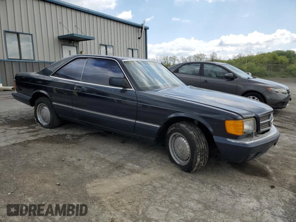 1989 Mercedes-Benz 560 with VIN WDBCA45E0KA494541, listed as a Copart auction lot 55360435 with 259,622 mi miles and Clean Title. Bid and sale history available at DreamBid. Image 4.