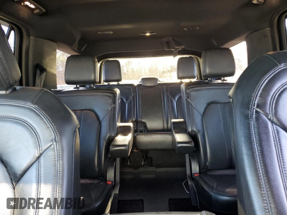 2018 Ford Expedition Limited with VIN 1FMJU2AT8JEA23555, listed as a Copart auction lot 51931575 with 215,159 mi miles and Salvage title. Bid and sale history available at DreamBid. Image 10.