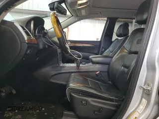 2013 Jeep Grand Cherokee Overland with VIN 1C4RJFCG2DC622345, listed as a Copart auction lot 49640325 with 192,144 mi miles and Salvage Title. Bid and sale history available at carsss.com. Image 7.