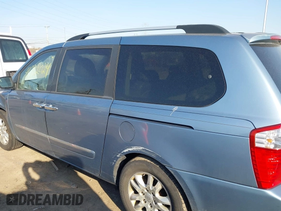 2010 Kia Sedona EX with VIN KNDMH4C38A6334878, listed as a IAAI auction lot 41772024 with 208,818 mi miles. Bid and sale history available at carsss.com. Image 15.