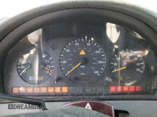 2000 Mercedes-Benz M 320/430/500 with VIN 4JGAB72E3YA172993, listed as a Copart auction lot 47051815 with 112,355 mi miles and Salvage title. Bid and sale history available at DreamBid. Image 9.