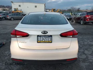 2018 Kia Forte LX with VIN 3KPFL4A74JE190592, listed as a IAAI auction lot 41246176 with 1 mi miles. Bid and sale history available at carsss.com. Image 15.