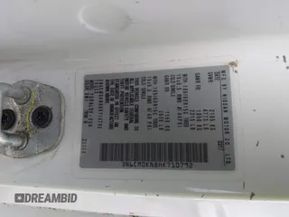 2017 Nissan NV200 S z VIN 3N6CM0KN8HK710792, wystawiony jako IAAI lot #41508625 z przebiegiem 97 277 mil mil oraz . Historia ofert i sprzedaży dostępna na DreamBid. Obrazek 9.