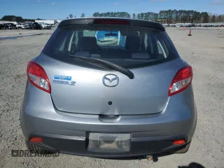 2013 Mazda 2 Touring z VIN JM1DE1LZ3D0157823, wystawiony jako Copart lot #48055395 z przebiegiem 140 538 mil mil oraz Szkoda całkowita • Salvage title. Historia ofert i sprzedaży dostępna na DreamBid. Obrazek 6.