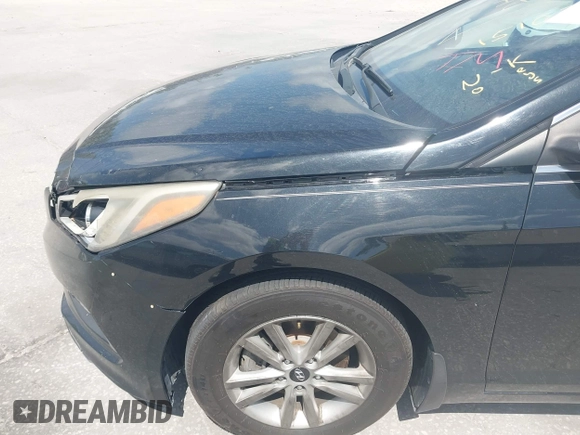 2015 Hyundai Sonata 2.4L SE with VIN 5NPE24AF8FH151075, listed as a IAAI auction lot 41913820 with 208,998 mi miles. Bid and sale history available at carsss.com. Image 12.
