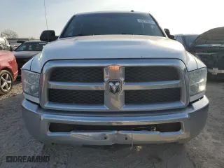 2016 Ram 2500 Tradesman with VIN 3C6UR4CJ7GG273727, listed as a Copart auction lot 44978035 with 333,150 mi miles and Clean Title. Bid and sale history available at carsss.com. Image 5.