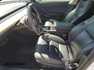 2020 Tesla Model 3 Long Range z VIN 5YJ3E1EB3LF787160, wystawiony jako Copart lot #58626965 z przebiegiem Nie podano mil oraz Szkoda całkowita • Salvage title. Historia ofert i sprzedaży dostępna na DreamBid. Obrazek 7.