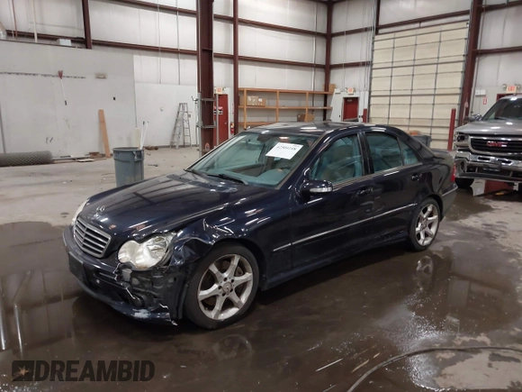 2007 Mercedes-Benz C 230 Sport с VIN WDBRF52H97F930409, выставлен на аукционе IAAI как лот 42504108 с пробегом 124 944 миль миль и . История ставок и продаж доступна на DreamBid. Изображение 18.