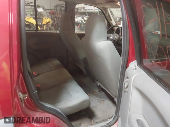 2005 Jeep Liberty Sport with VIN 1J4GL48K75W706173, listed as a IAAI auction lot 41532029 with 140,795 mi miles and . Bid and sale history available at DreamBid. Image 8.