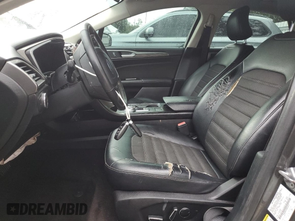 2017 Ford Fusion Hybrid SE with VIN 3FA6P0LU1HR216557, listed as a Copart auction lot 61540425 with 172,438 mi miles and Clean title. Bid and sale history available at DreamBid. Image 7.