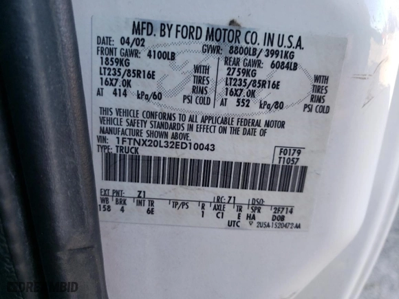 2002 Ford Super Duty F-250 XL with VIN 1FTNX20L32ED10043, listed as a Copart auction lot 82608574 with 150,324 mi miles and Salvage Title. Bid and sale history available at carsss.com. Image 12.