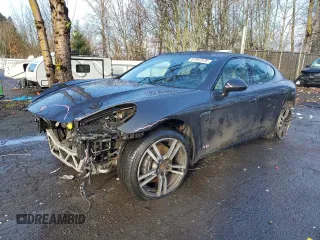 2016 Porsche Panamera 4 with VIN WP0AA2A76GL000621, listed as a Copart auction lot 87947675 with 71,436 mi miles and Salvage Title. Bid and sale history available at DreamBid. Image 1.