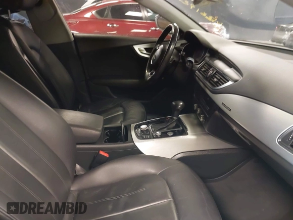 2012 Audi A7 z VIN WAUWGCFC2CN091270, wystawiony jako IAAI lot #41261927 z przebiegiem 109 756 mil mil oraz . Historia ofert i sprzedaży dostępna na DreamBid. Obrazek 5.