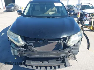 2015 Nissan Rogue SL with VIN 5N1AT2MT6FC755975, listed as a IAAI auction lot 41816748 with 141,648 mi miles. Bid and sale history available at carsss.com. Image 13.