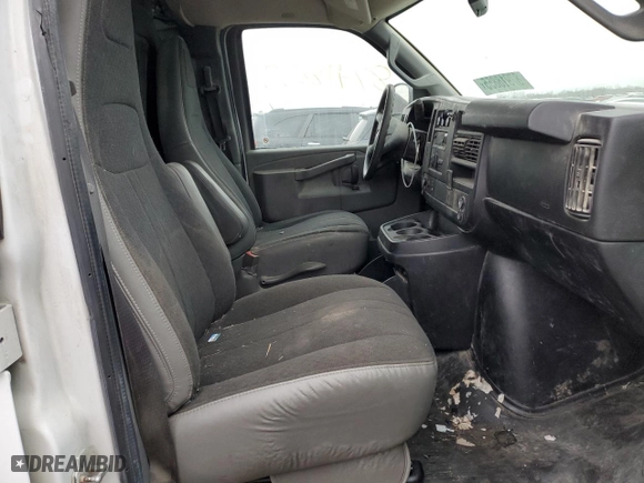 2019 GMC Savana Cargo Van with VIN 1GTW7AFG8K1272311, listed as a Copart auction lot 87918855 with 141,396 mi miles and Salvage Title. Bid and sale history available at carsss.com. Image 11.