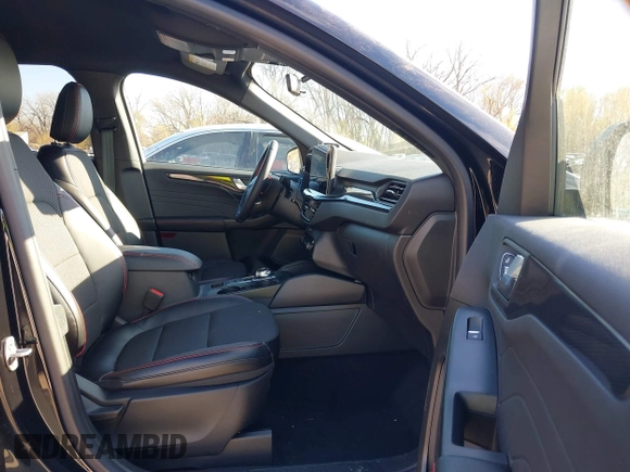 2024 Ford Escape ST-Line with VIN 1FMCU0MZ9RUA20923, listed as a IAAI auction lot 40926247 with 3,693 mi miles and . Bid and sale history available at DreamBid. Image 5.