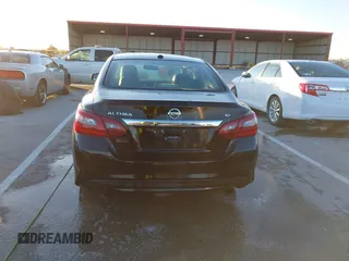 2018 Nissan Altima SR with VIN 1N4AL3AP7JC129741, listed as a IAAI auction lot 40923554 with 161,218 mi miles and . Bid and sale history available at carsss.com. Image 16.