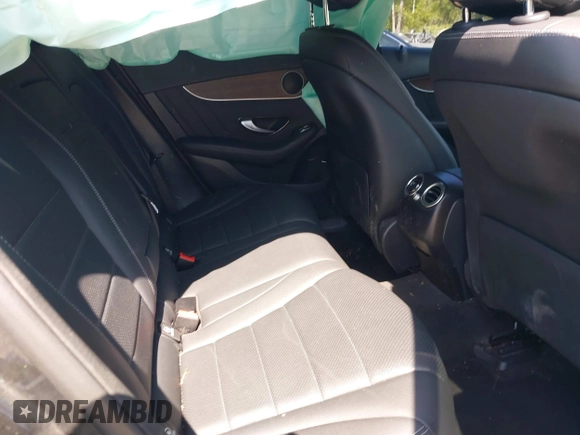 2021 Mercedes-Benz GLC 300 z VIN W1N0G8EBXMF995869, wystawiony jako IAAI lot #42072633 z przebiegiem 68 332 mil mil oraz . Historia ofert i sprzedaży dostępna na DreamBid. Obrazek 8.