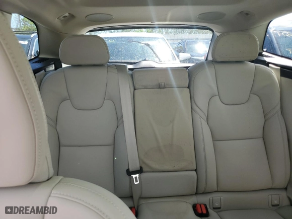 2023 Volvo XC60 Ultimate Bright Theme with VIN YV4L12DF3P1339678, listed as a Copart auction lot 73740494 with 0 mi miles and Non Repairable. Bid and sale history available at carsss.com. Image 10.