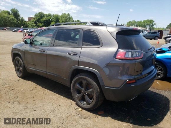 2019 Jeep Cherokee Latitude Plus z VIN 1C4PJMLN3KD333945, wystawiony jako Copart lot #56859834 z przebiegiem 84 620 mil mil oraz Szkoda całkowita • Salvage title. Historia ofert i sprzedaży dostępna na DreamBid. Obrazek 2.