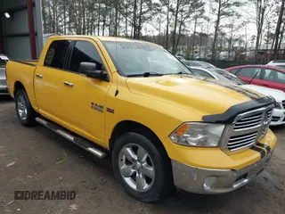 2016 Ram 1500 Lone Star z VIN 1C6RR6LT6GS355685, wystawiony jako IAAI lot #41738096 z przebiegiem 170 611 mil mil oraz . Historia ofert i sprzedaży dostępna na DreamBid. Obrazek 1.