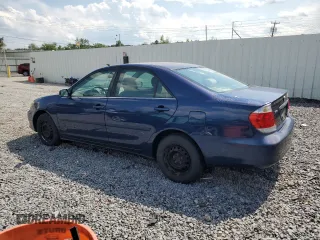2005 Toyota Camry LE with VIN 4T1BE30K45U094005, listed as a Copart auction lot 63688525 with 207,847 mi miles and Clean title. Bid and sale history available at DreamBid. Image 2.